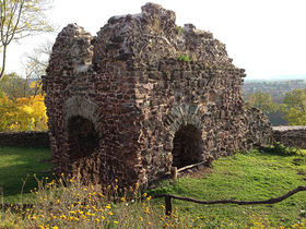 Toranlage der Kernburg (2012)