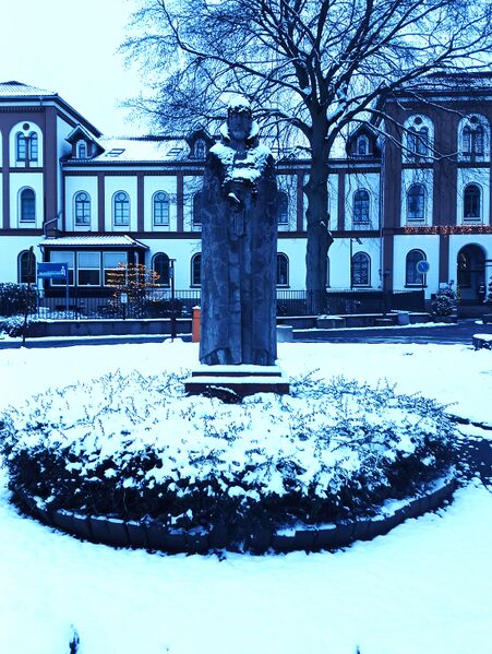 Datei:Denkmal Michael Neander Ilfeld 2025 Tim Schaefer.jpg